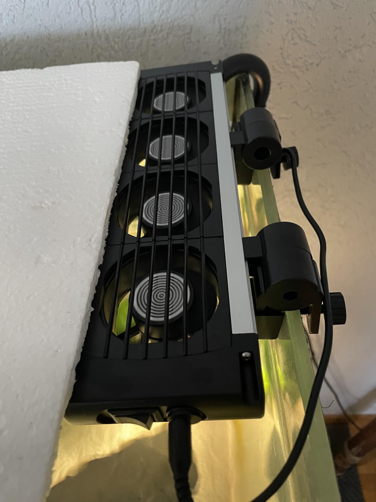 Hobby Aqua Cooler V4 Aquarienkühler 4 Ventilatoren bis 300L
