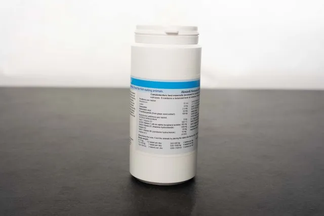 Kasper Akwavit Pinnipeds Fischfutter 100St Vitamin