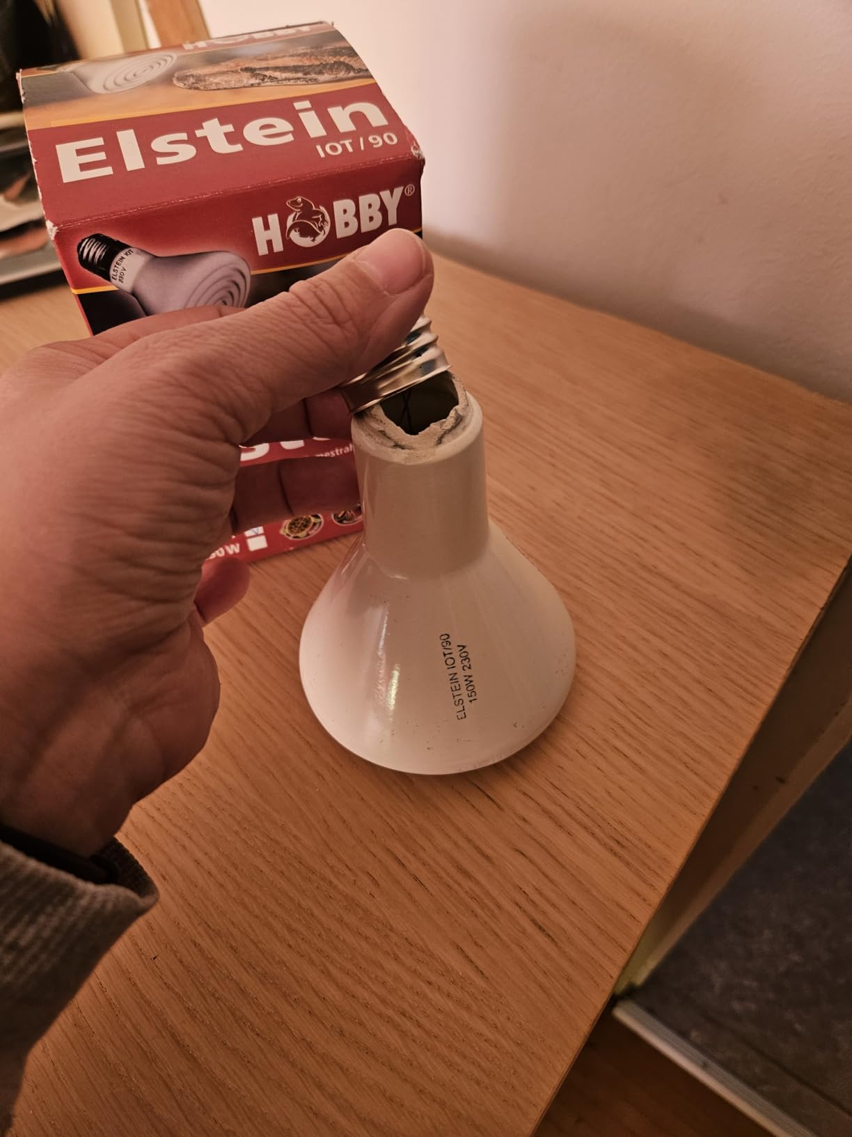 Hobby Elstein Strahler IOT 90 Dunkelstrahler 150 W Keramik