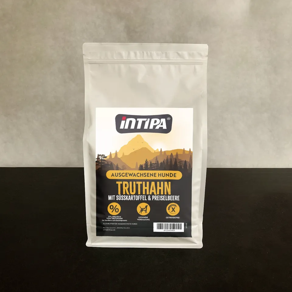 intipa DOG Truthahn mit Süßkartoffel und Brombeeren 2 kg