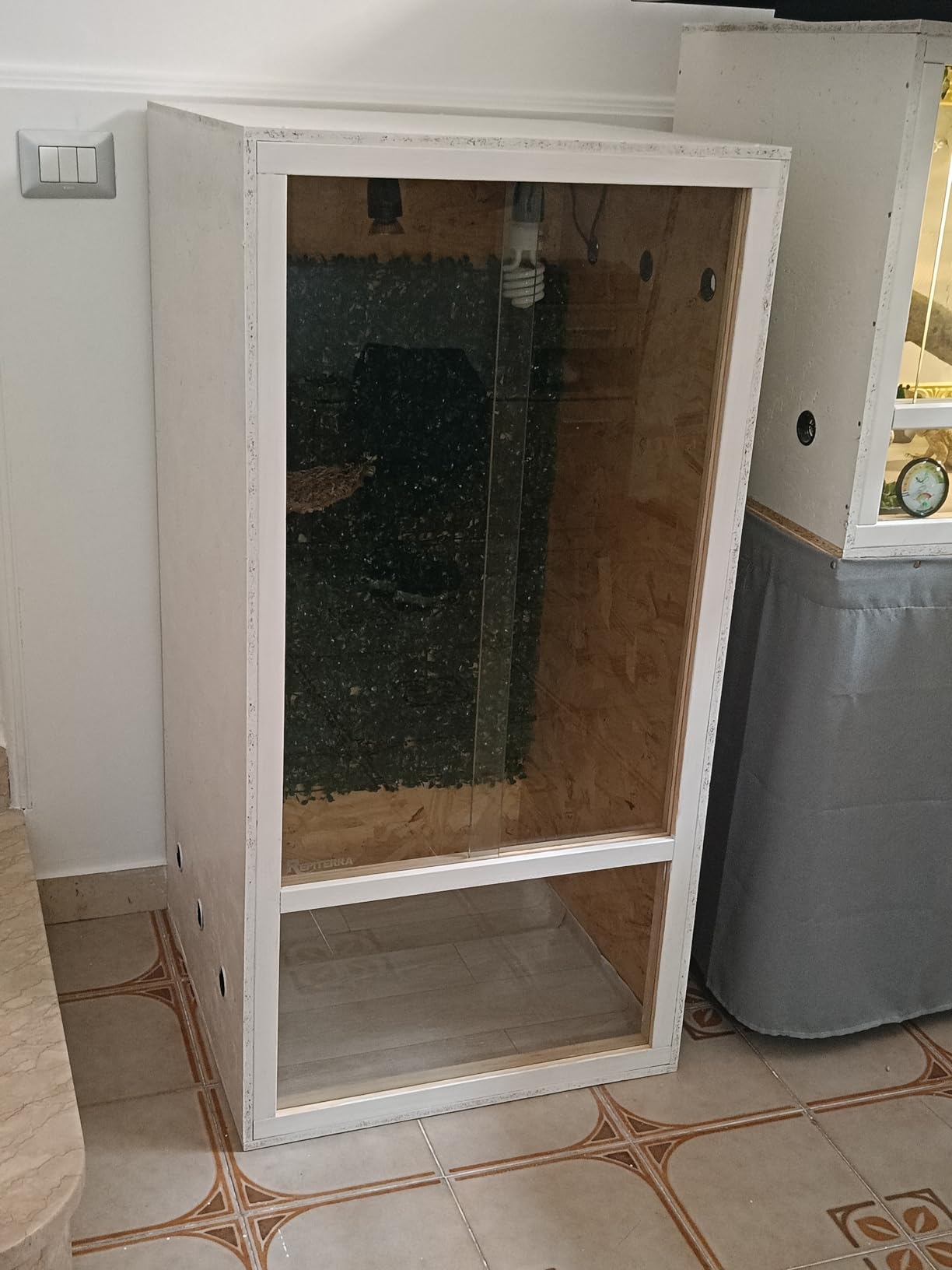 Repiterra Terrarium 60x120x60 cm Seitenbelüftung Holzterrarium